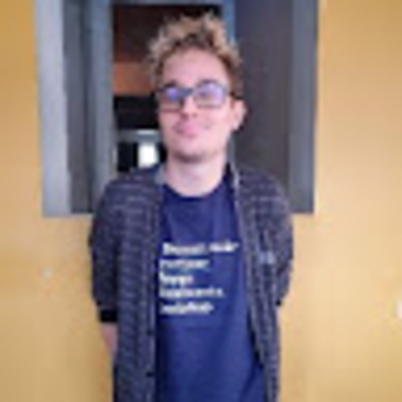 Meet your Posher, Kevin - Picture 1 of 1